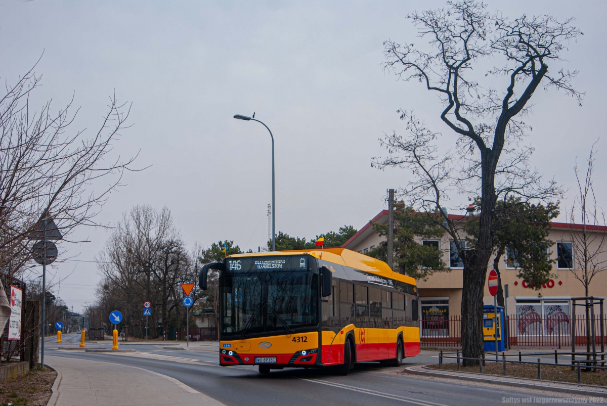 4312
Solaris Urbino 12 IV CNG tuĹź po wyjeĹşdzie z pÄtli w Falenicy na linii 146.

