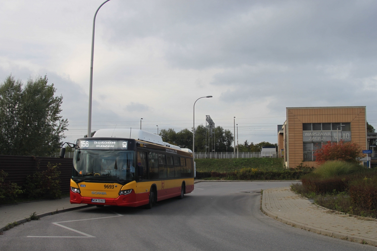 9693
Dzisiejsze dziwadĹo, czyli Michalczewski na 156.
