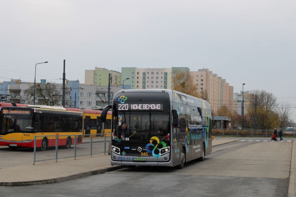 945
W święto niepodległości NesoBus zawitał na linii 220.
