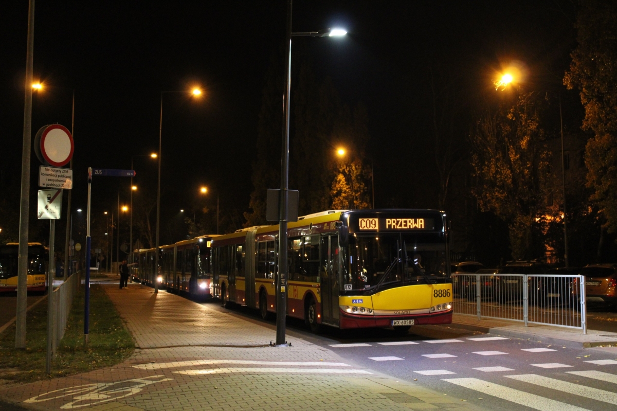 8886
Negatyw
Słowa kluczowe: WĹ2024