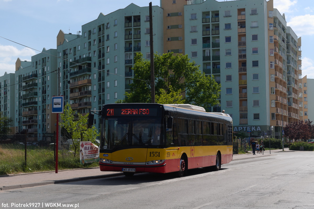 1551
DziwadeĹko w postaci 12-sto metrowego jamnika na linii 211.
Słowa kluczowe: DziwadĹo
