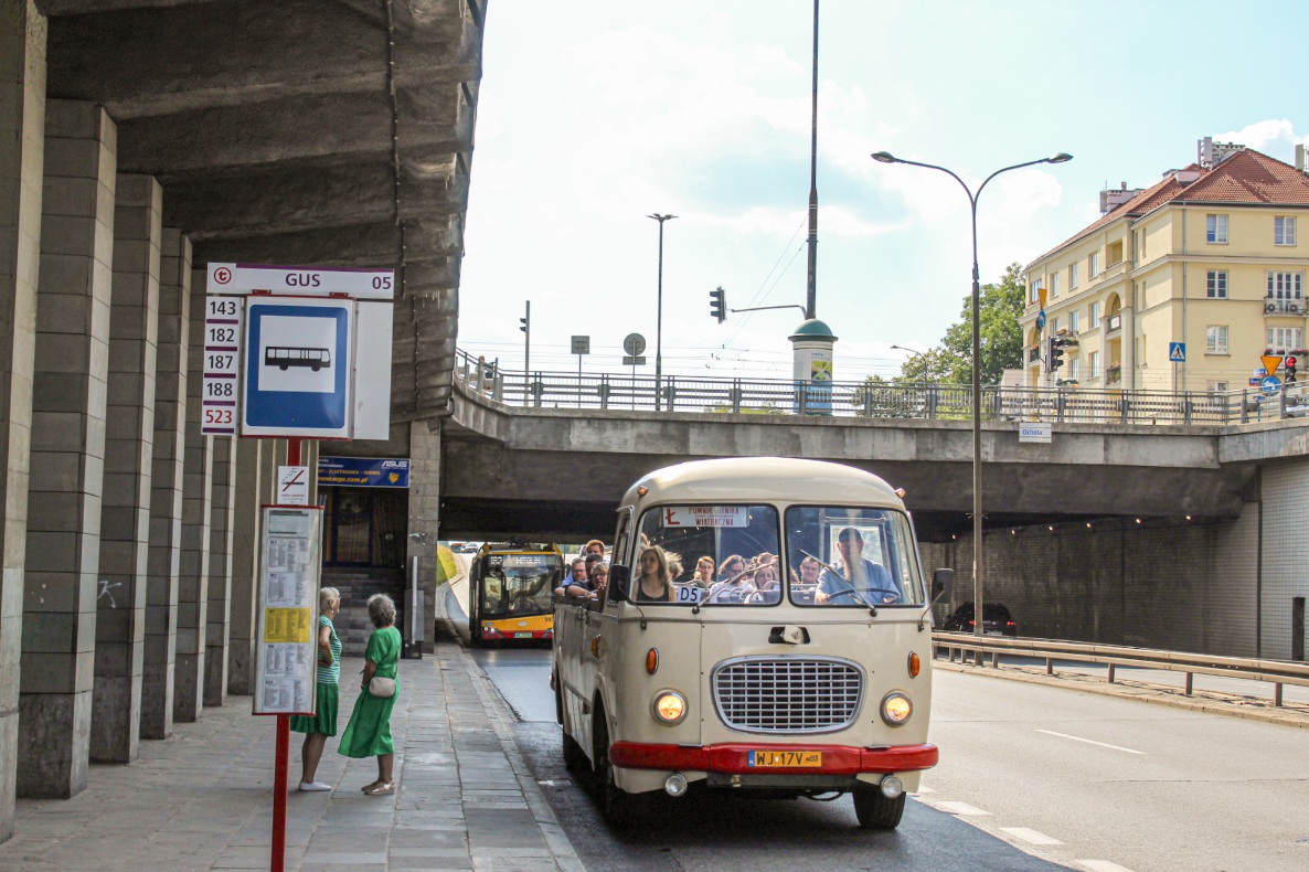 8083
Słowa kluczowe: J043
