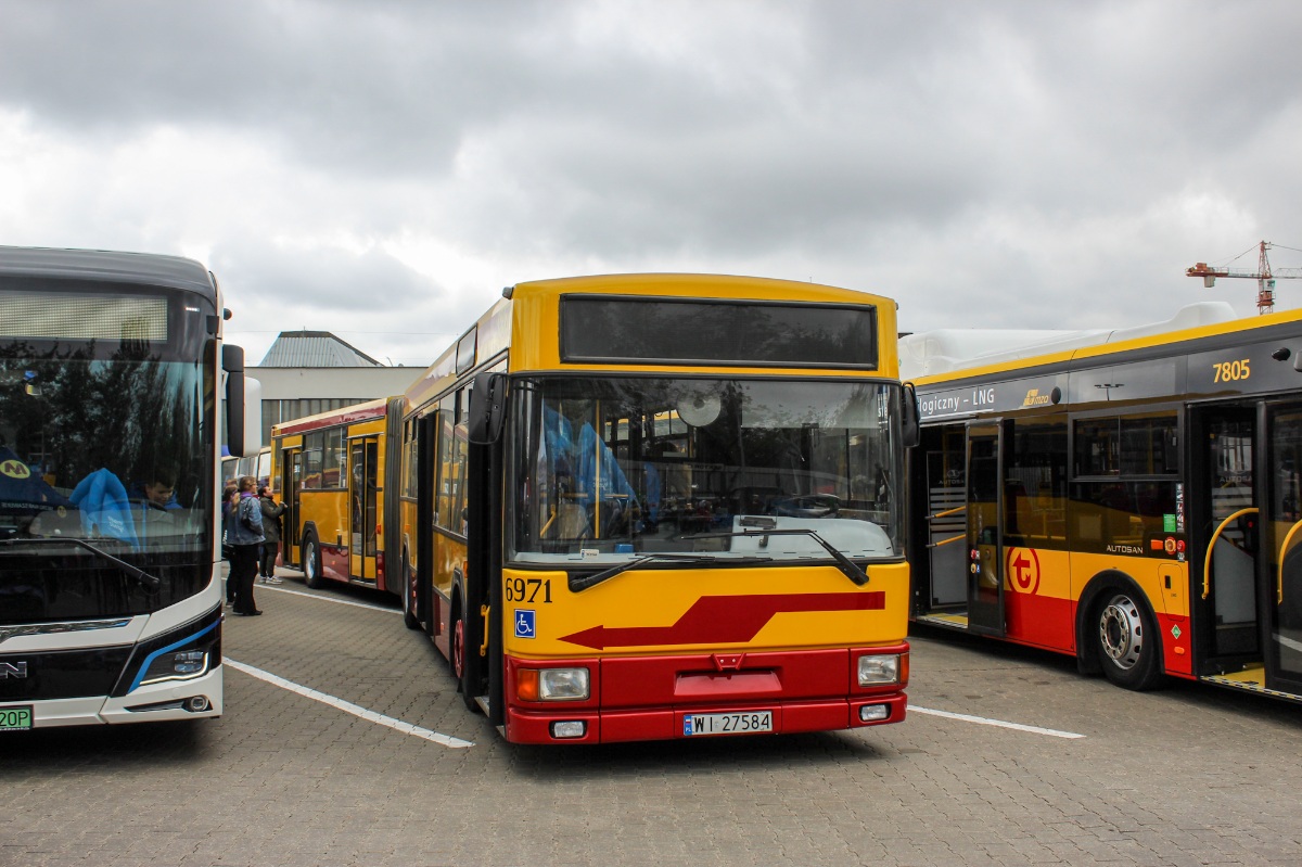 6971
Słowa kluczowe: M181 DTP2022