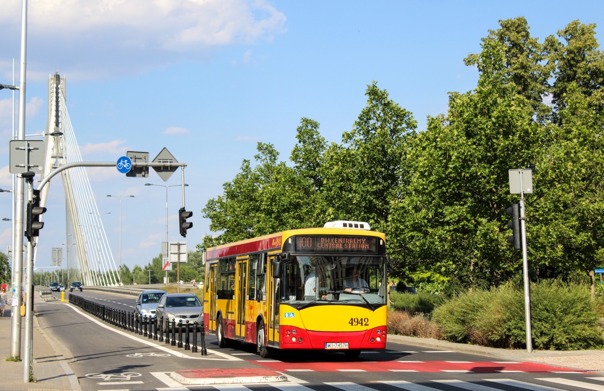 4942
Słowa kluczowe: M121I WLT2023