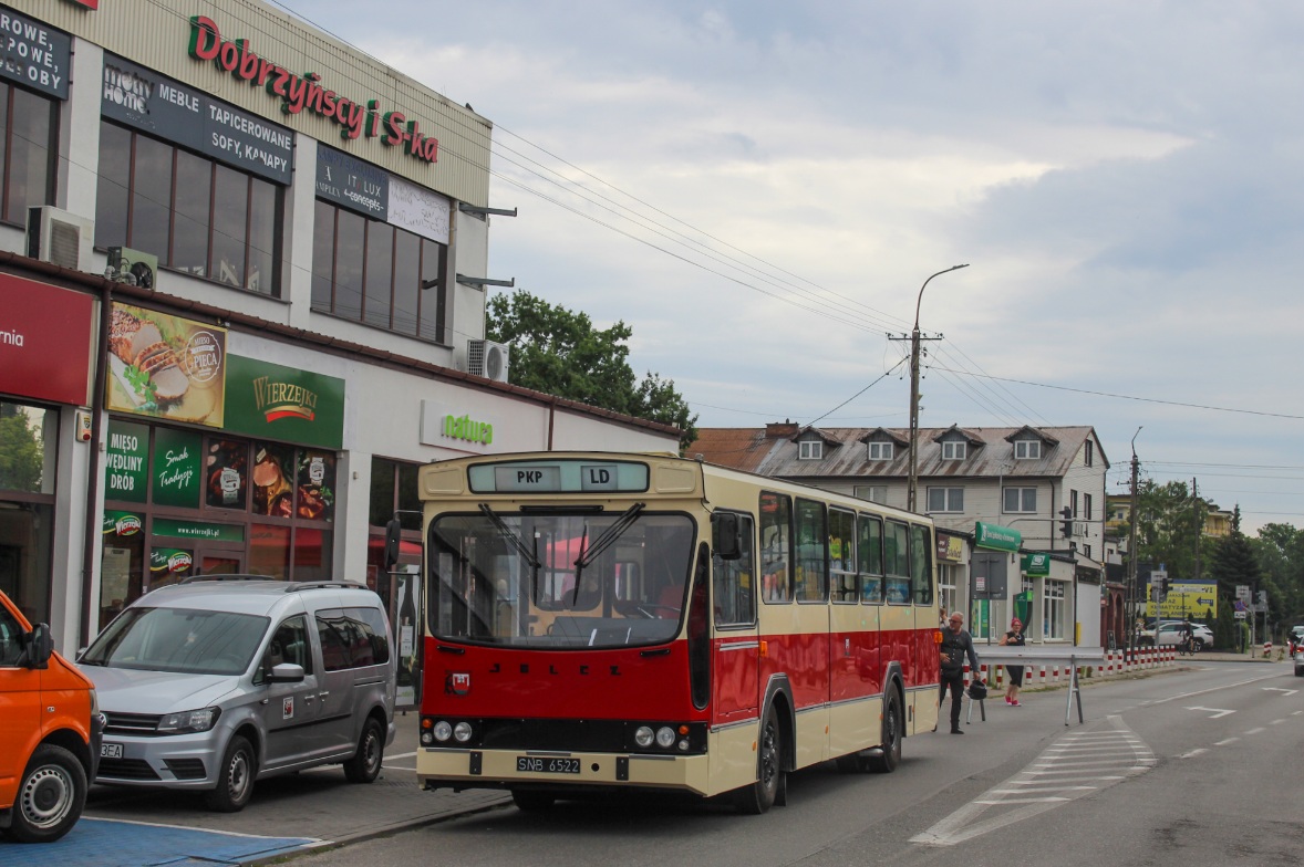 SNB 6522
Słowa kluczowe: M11
