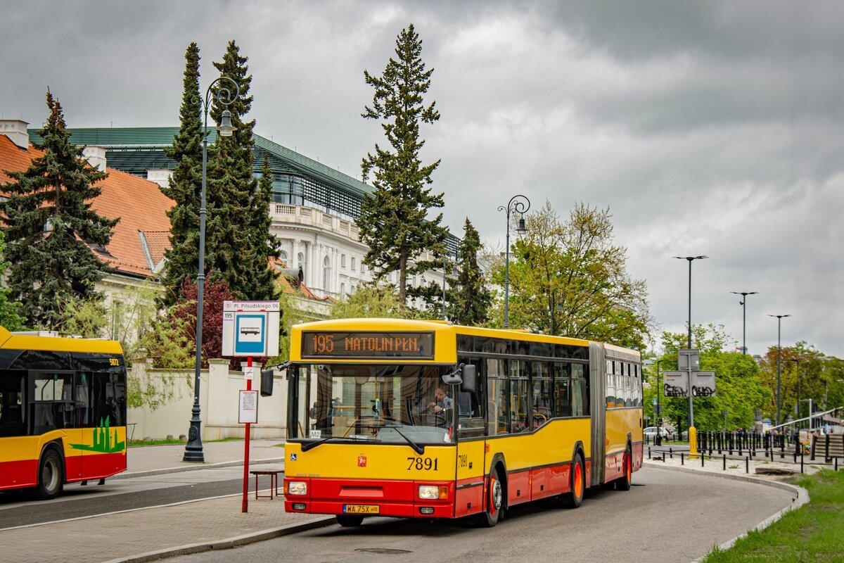 7891
;)
Słowa kluczowe: M181