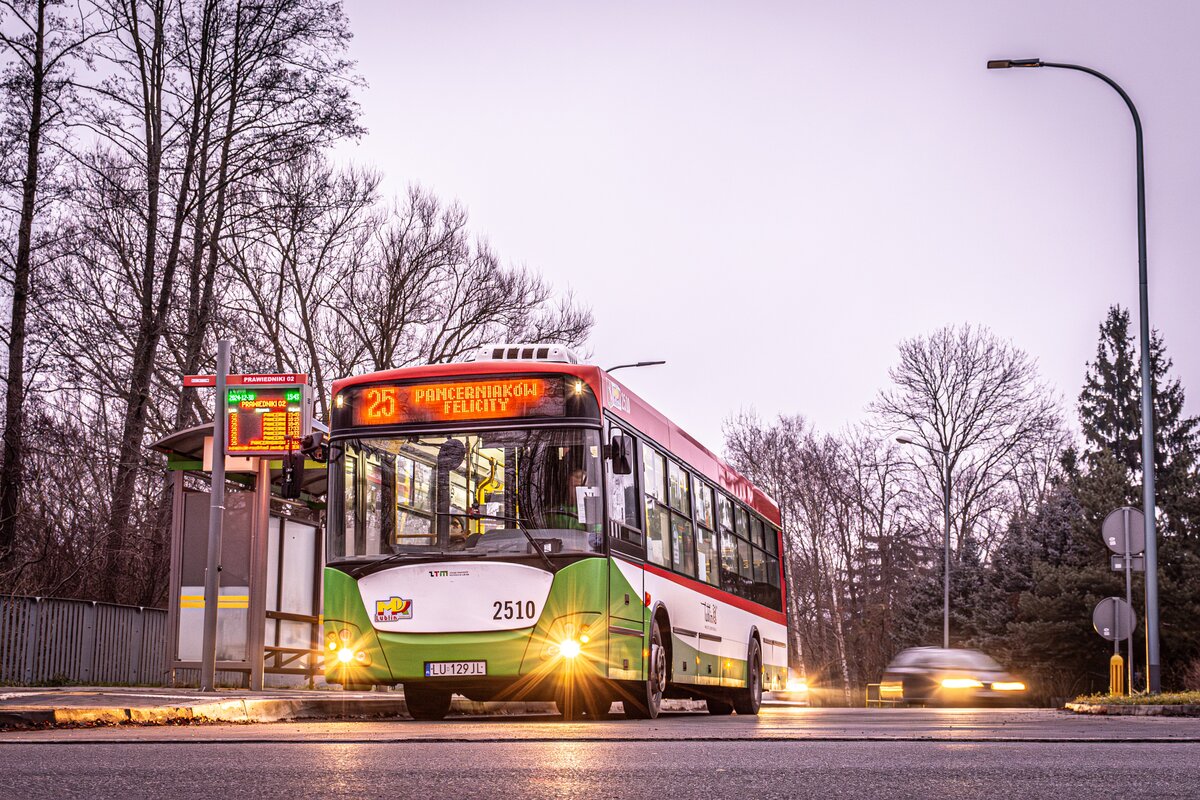 2510 (ex. 4924)
Słowa kluczowe: M121I