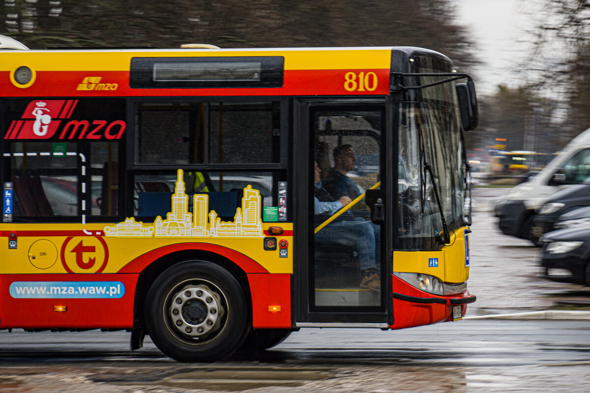 810
I ziuuuum... PowrĂłt na zakĹad đ
Słowa kluczowe: Panning